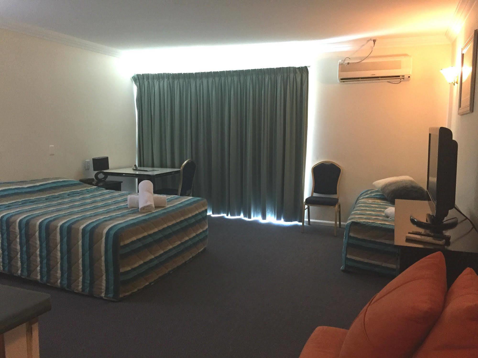 Comfort Hotel Pacific Cleveland Kültér fotó